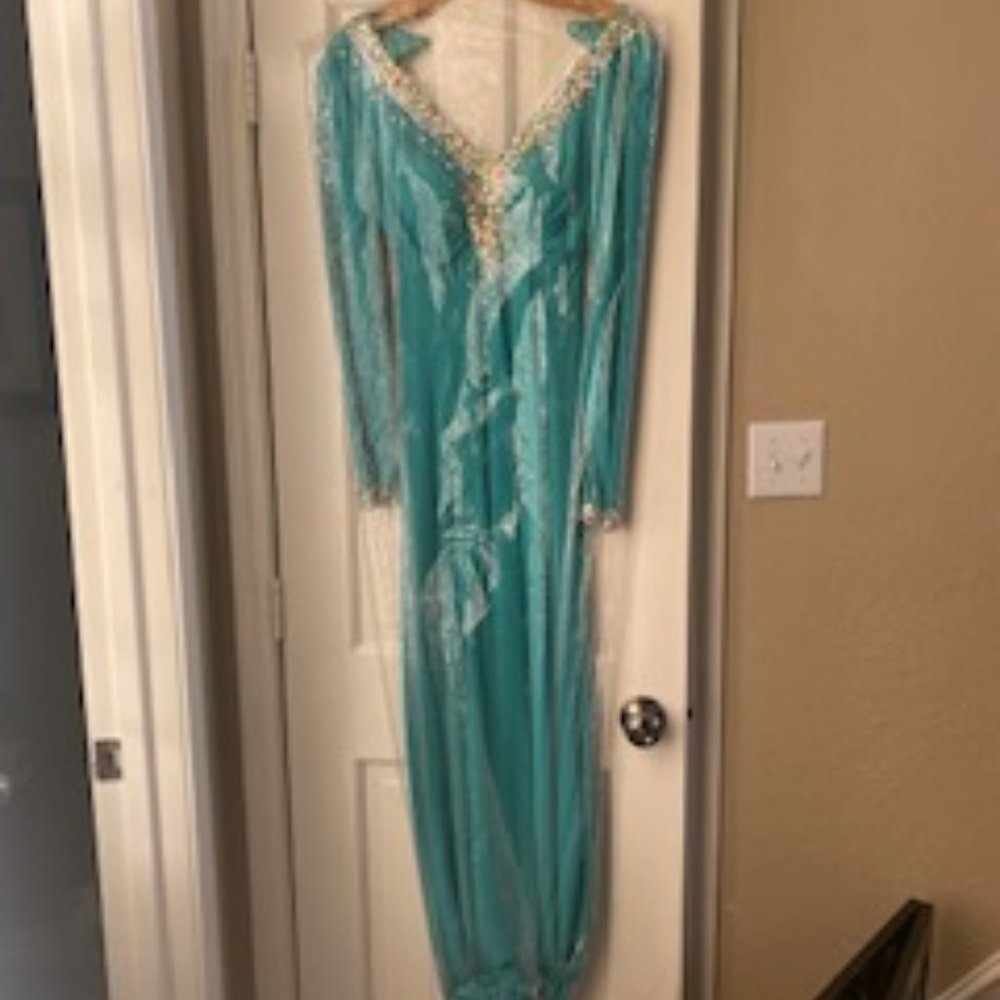 Green long sleeve pageant